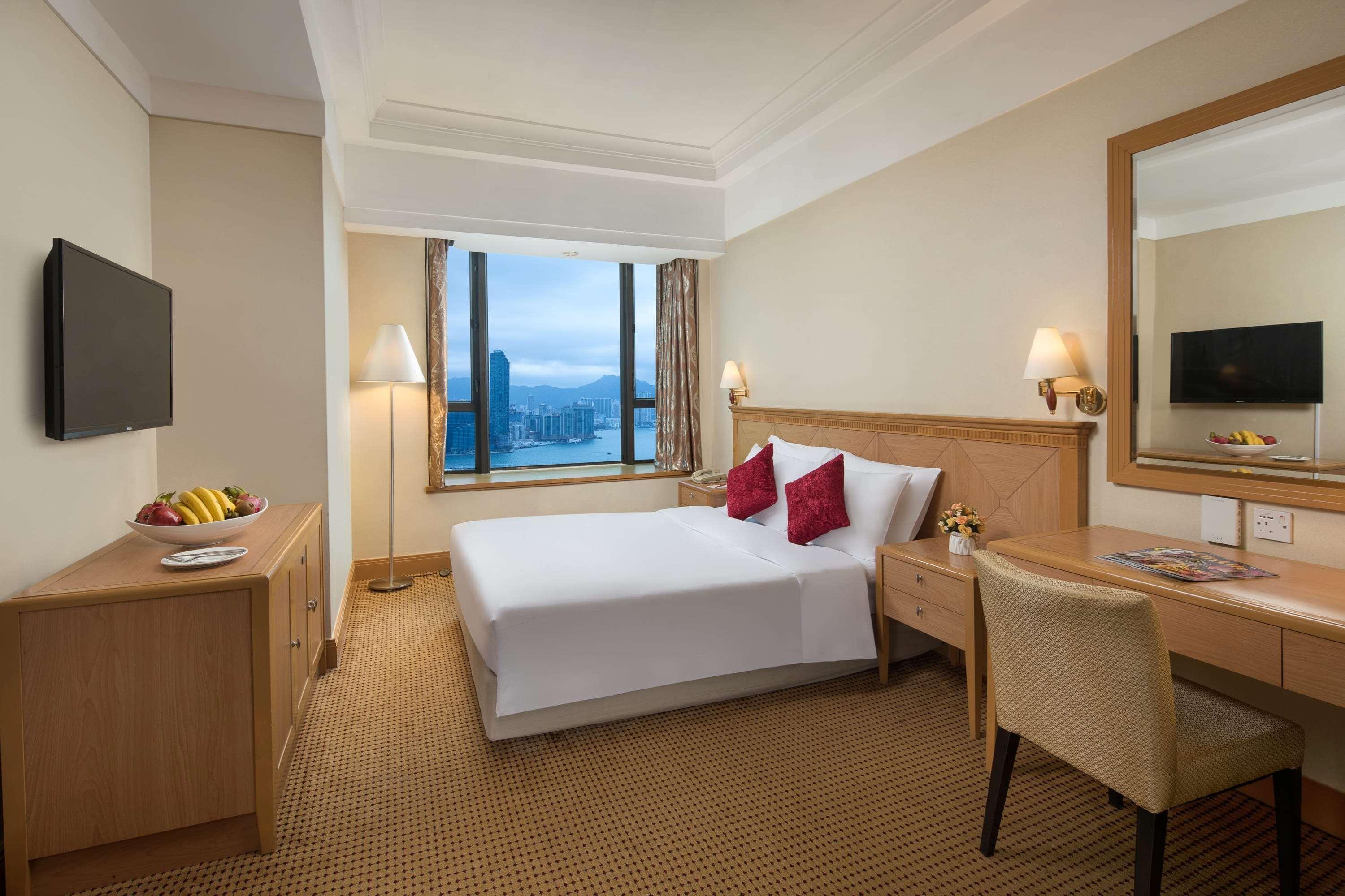 Ramada Grand View Hotel 4*