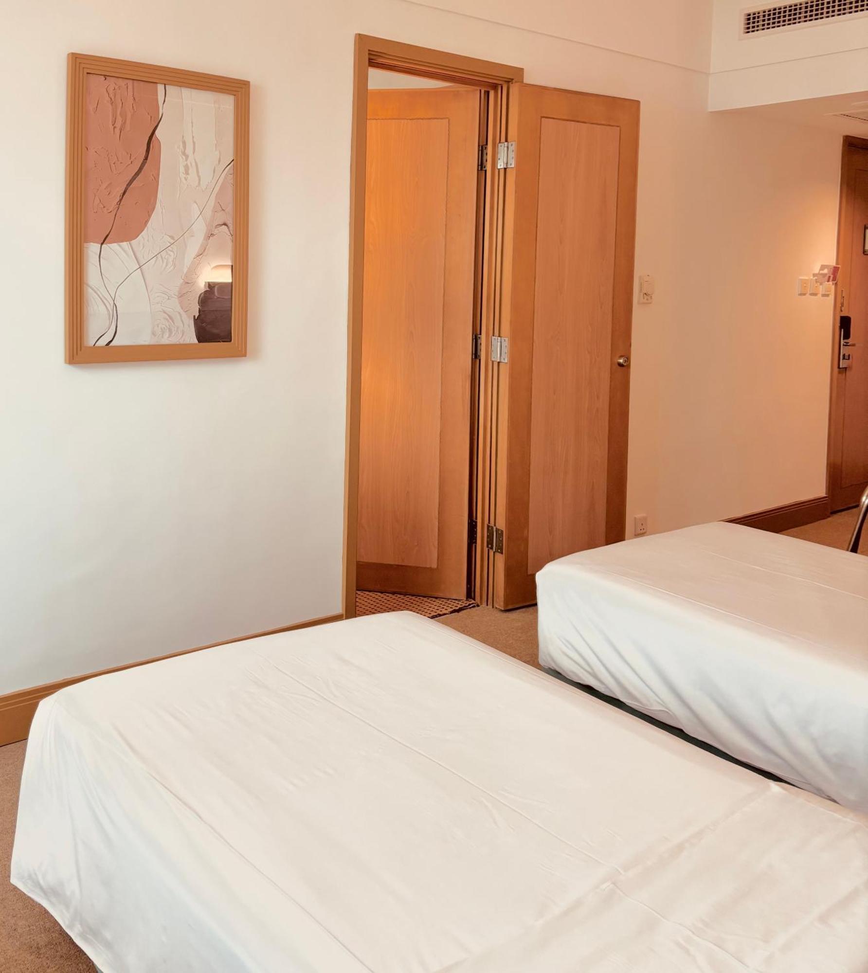 Ramada Grand View